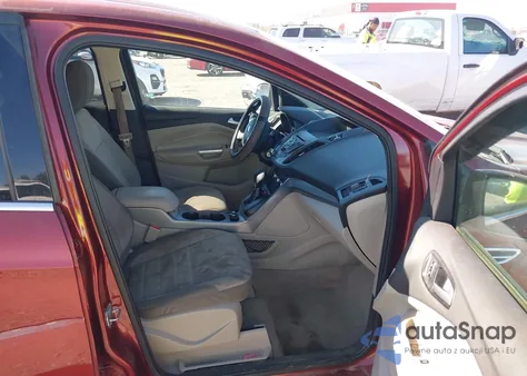 2015 Ford Escape Se z USA, uszkodzony, nr VIN 1FMCU0G77FUA03737